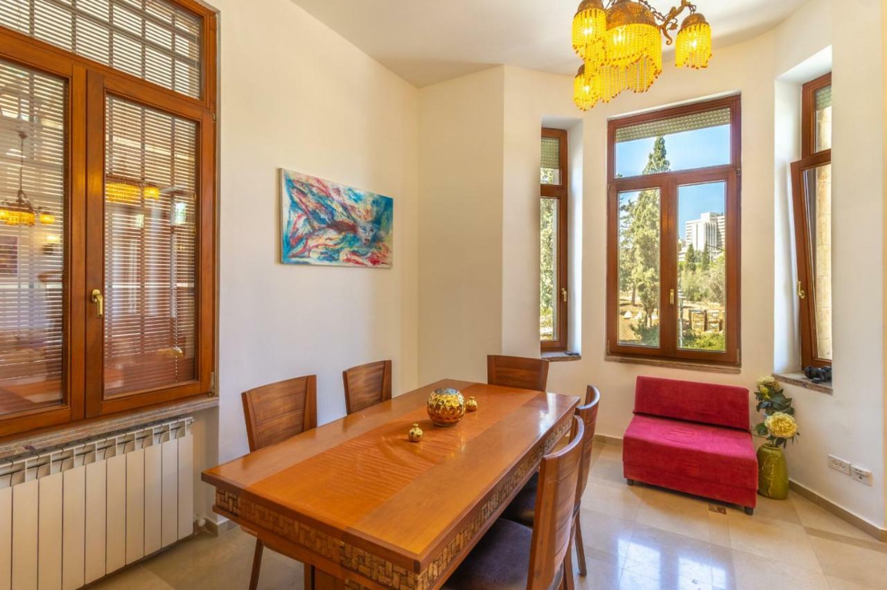 Art Apartment In Mamila Jerusalem Eksteriør billede